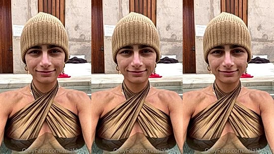 hot model Mia Khalifa having fun in the pool, leaked video