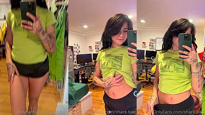 petite sexy american model Shark.bae mirror video showing her sexy curves in this video,leaks