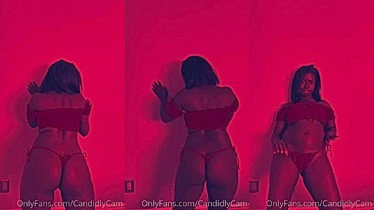 hot goodlooking ebony maid Candidlycam likes to tease me when she wants my dick naked