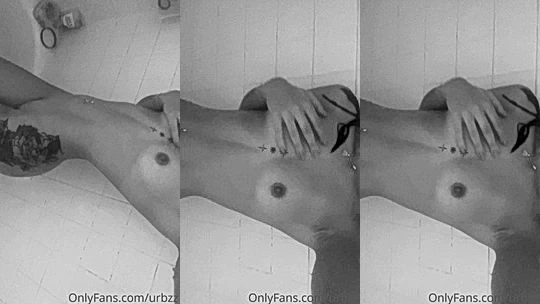 american onlyfans modl Babybellllzzzz do selfie and shows her big tits and rubs