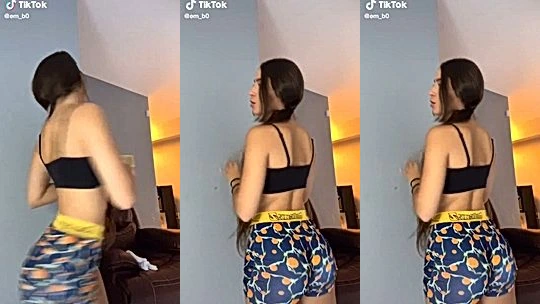hot babe  Emarrb daning video of her shaking her booty and waist