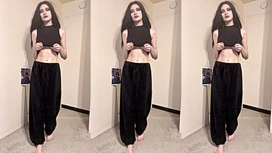 onlyfans model Vampkirastands tall looking sexy and confident flaunting hr big juicy titties