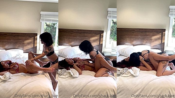 hot horny Shark.bae play with her sey horny lesbian friend on video
