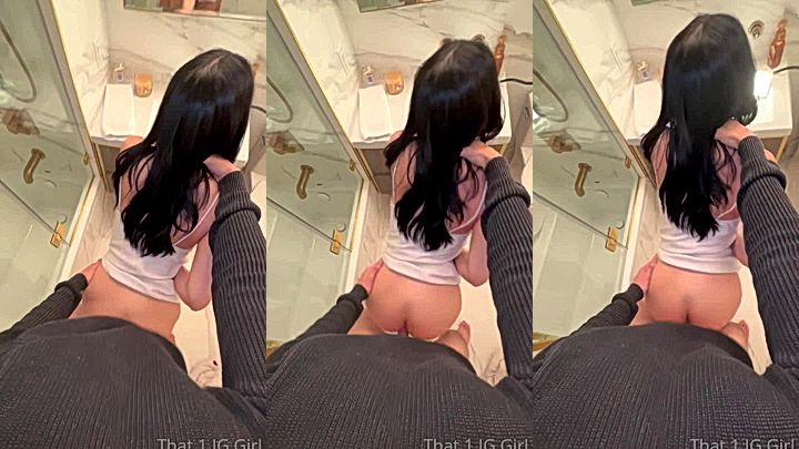 curvy teen That1iggirl arc her sexy ass for hot doggy pounding