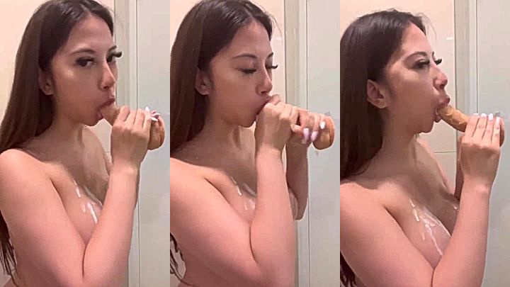 wet girl Bbyanni sloppy suck dildo in bathroom till she choke leaked onlyfans video
