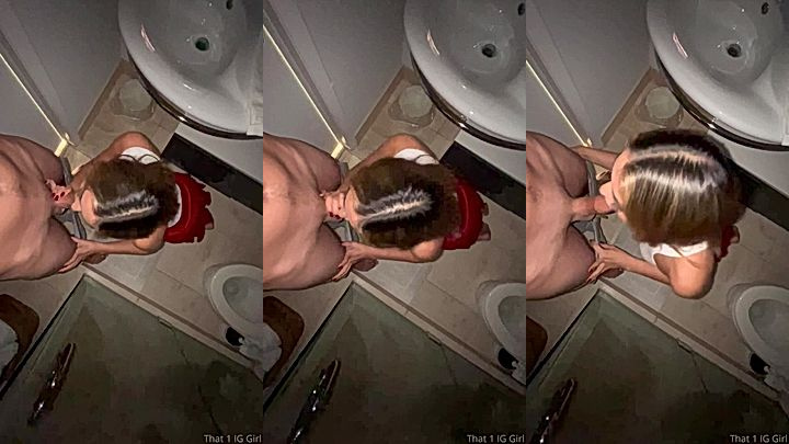 petite doll That1iggirl worship hieg cock with the way she ggs on it hard in teh bathroom