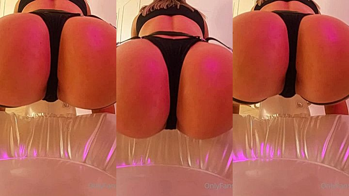 Holly Brougham  twerk practice in front of cam onlyfans leak