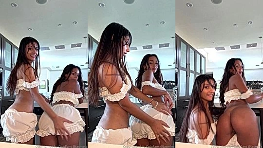 naughty indian onlyfans model  Jasminx get her big ass rubs by her slutty babe
