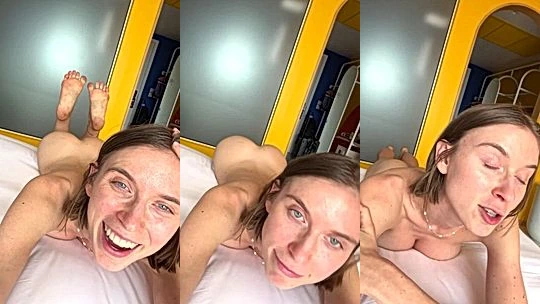 naughty hot sexy wild babe Yourina  lay flat and shake her sexy ass on cam, leaked video