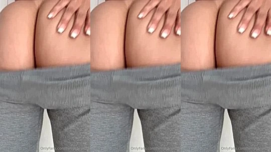 slutty onlyfans model Himynamestee grabs and shakes her big booty