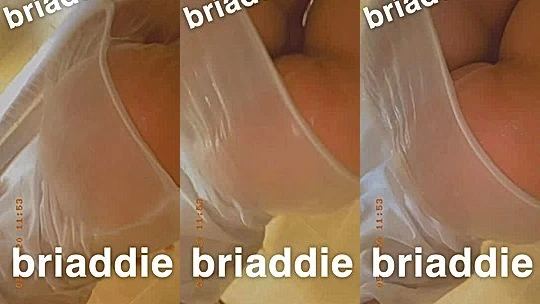 hick sexy latina babe Bri Adeline wet her dress and shake her big ass