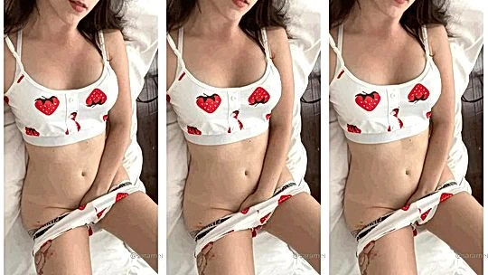 onlyfans leak model Sara Mei Kasai touch herself on cam and moan soft leaked onlyfans video