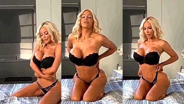 hot milf stepmom Nicolette Shea with an amazing body leaked onlyfans