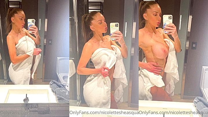 sexy slut milf Nicolette Shea with a great body naked