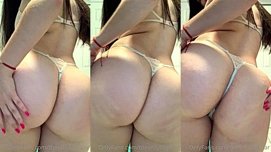 freaky bitch Bbystar ass up and fingers in the air onlyfans leak video