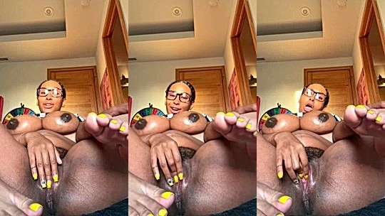 sexy ebony Jaaden Kyrelle finger fuck  wet pussy hard till she squirts all over in close up leaked onlyfans porn