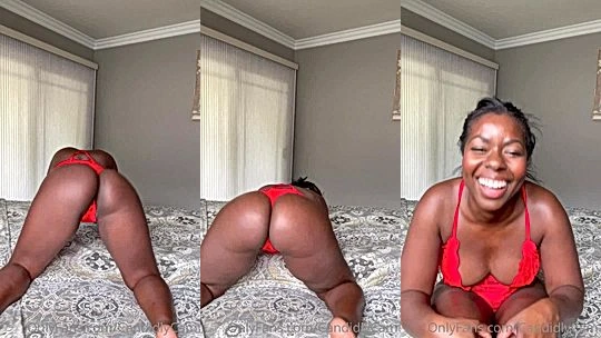 sexy ebony slut Candidlycam is turned on and wants to fuck