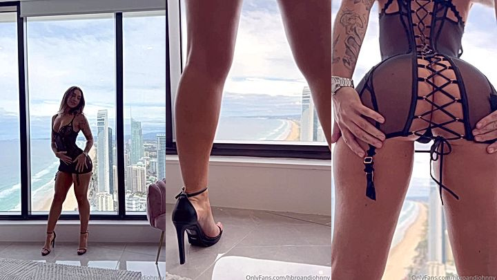 hot girl Holly Brougham spank ass in close up till shes wet on cam leaked onlyfans