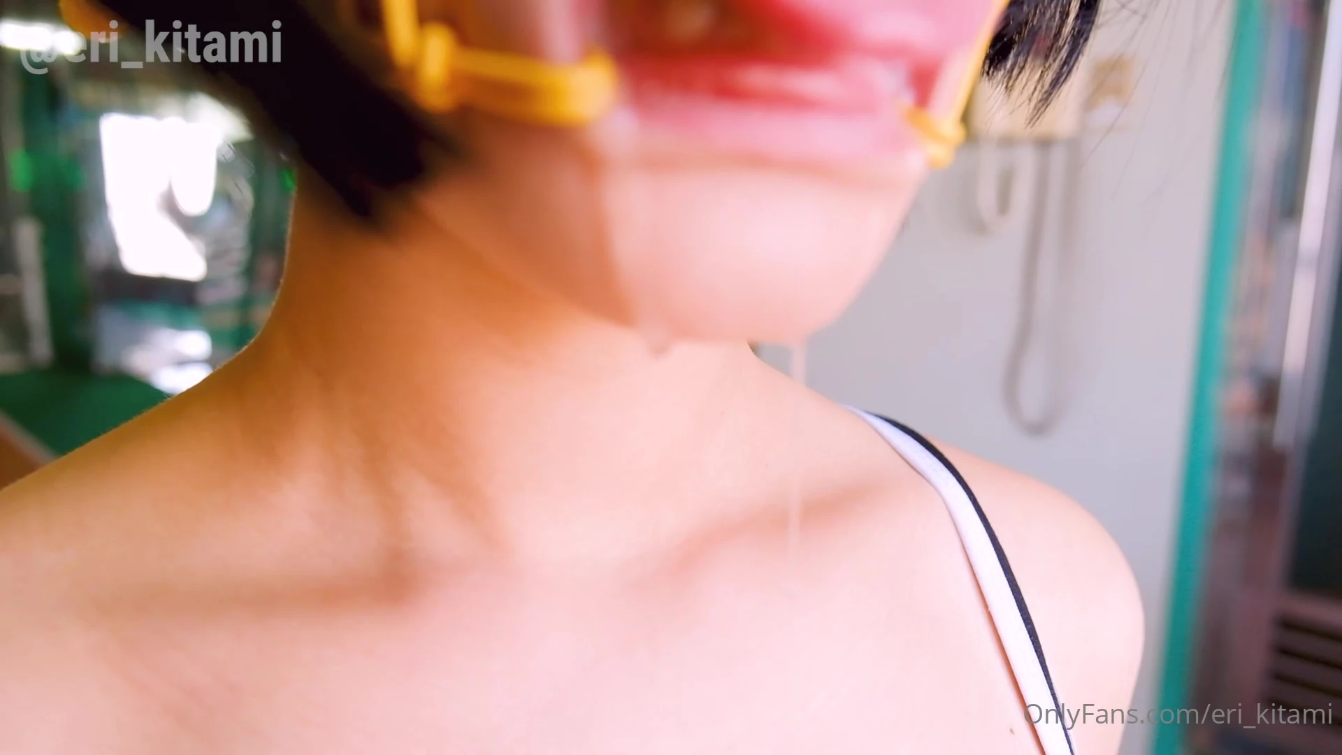submissive onlyfans model Eri Kitami use a vibrator in her coochie and moans hard