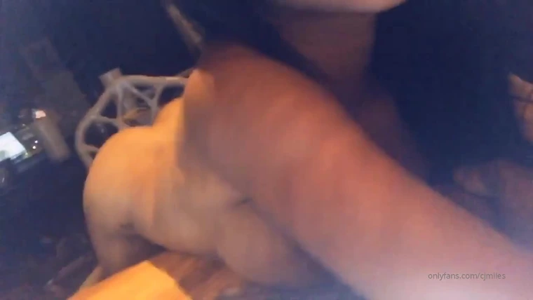 sexy horny naked Filipino babe CJ Miles gets tired and bored at home