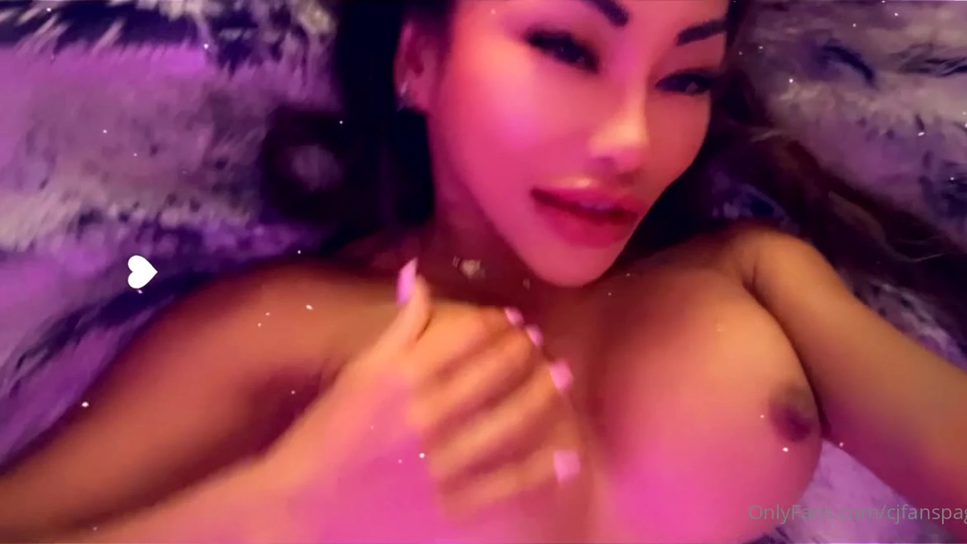onlyfans leak girl CJ Miles pussy pulsing from soft masturbation on bed leaked onlyfans video