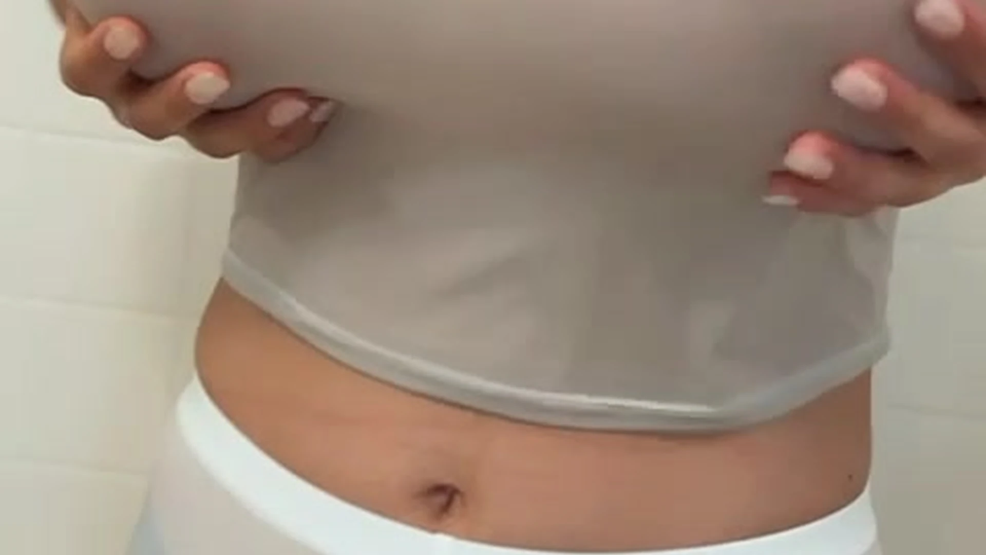 onlyfans baddie Marisol Yotta soft curves on display