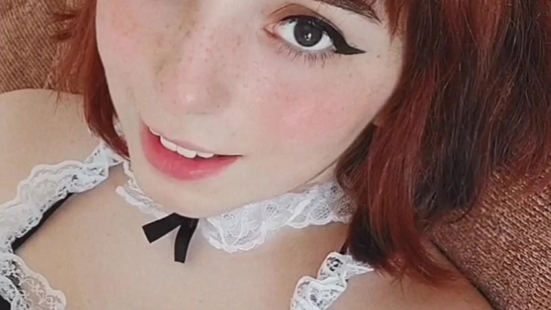 bad sexy hot bitch Defiantpanda wearing a cosplay fit, leaked