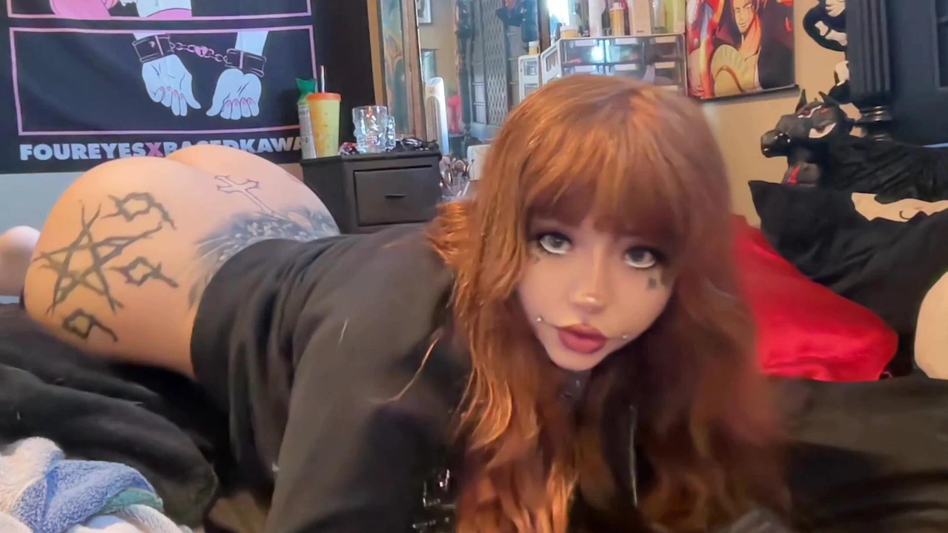 hot babe Triplexceleste arc her tatted ass
