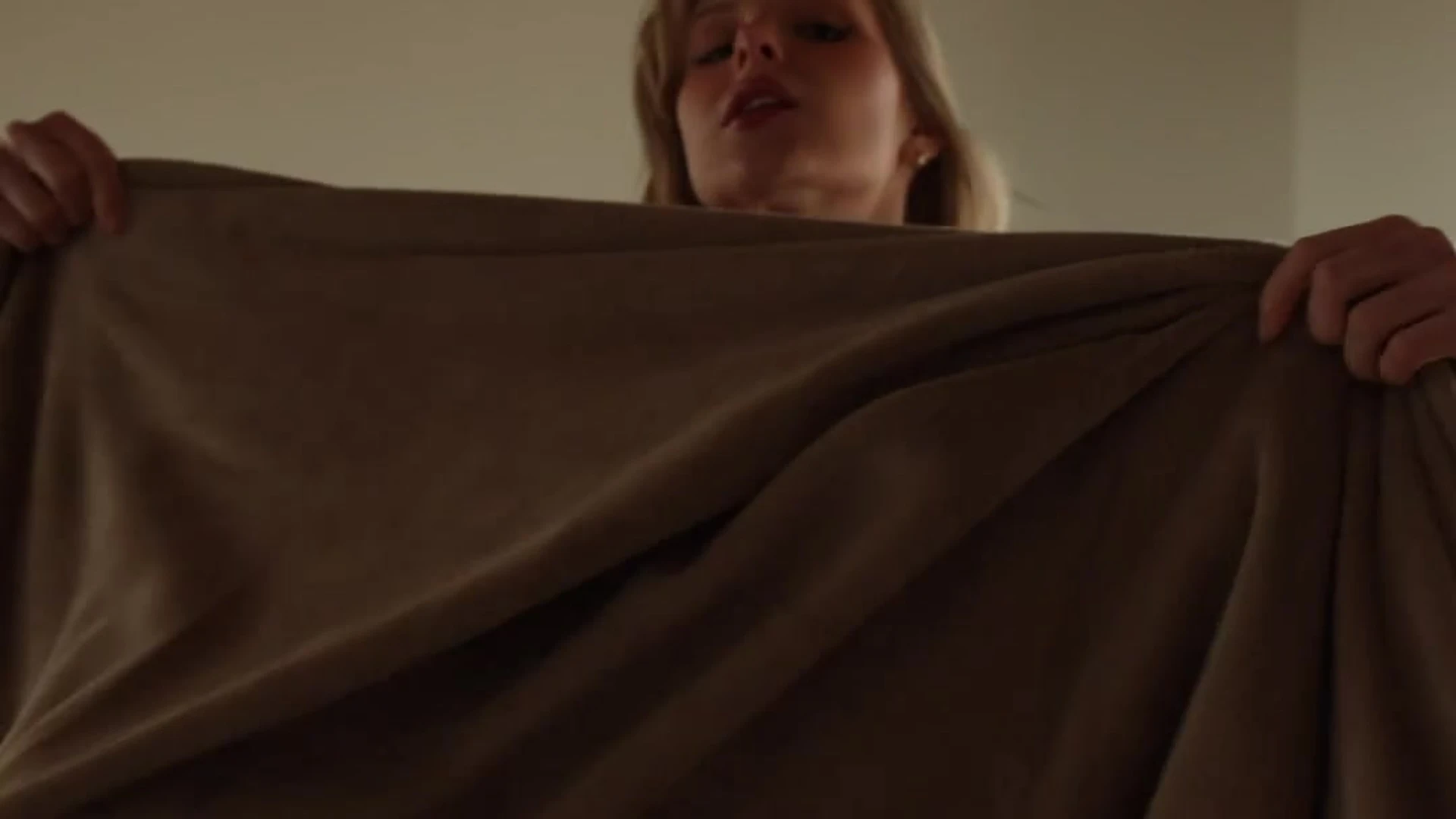 Caroline Zalog rolling around the couch with nothing but duvet and tits out leaked onlyfans