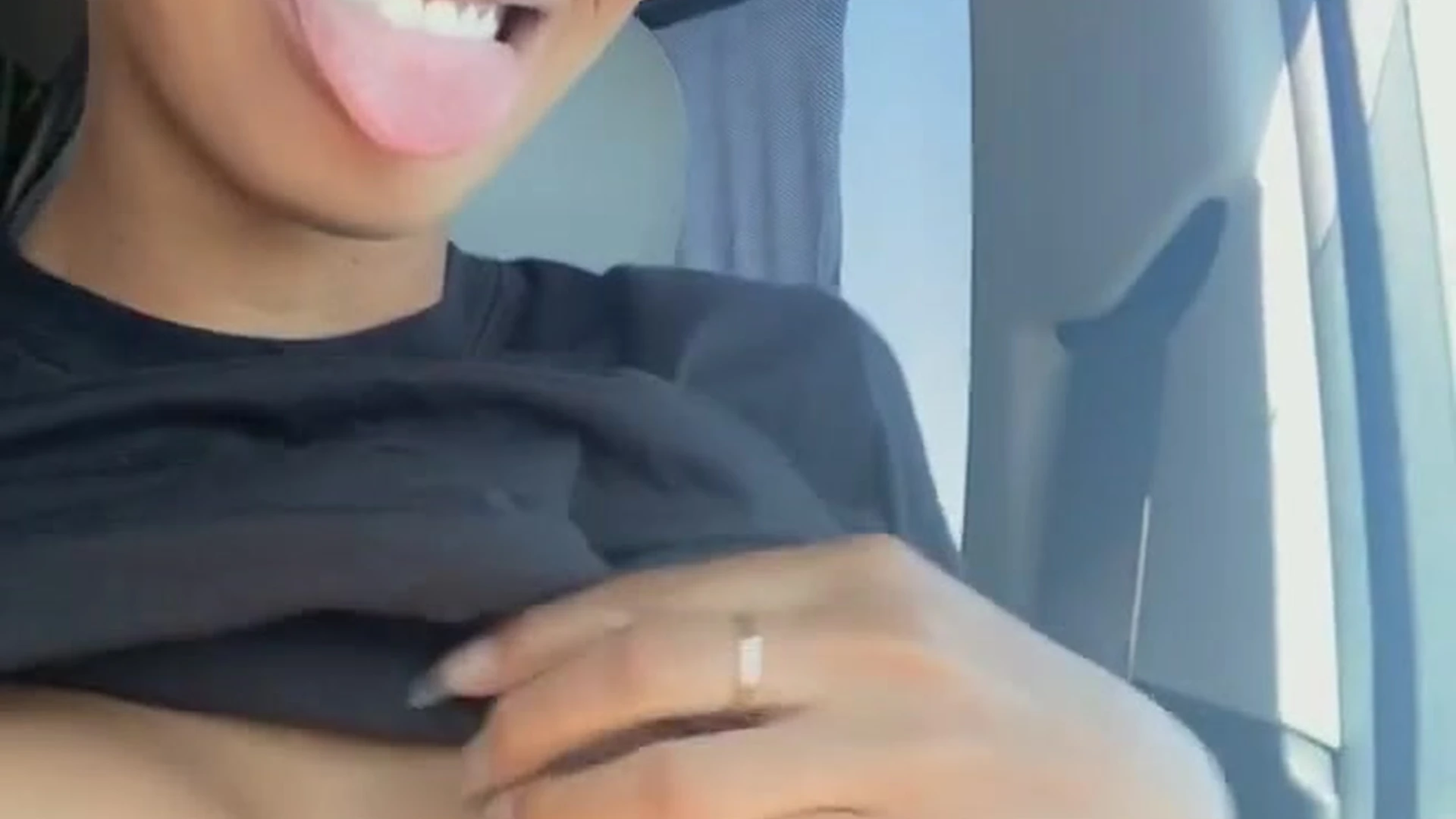 bratty girl MissBNasty flashes her sexy tits in the car while in public