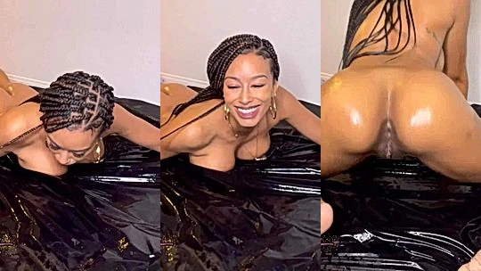 naughty onlyfans model MissBNasty tease naked and shakes her big booty hard