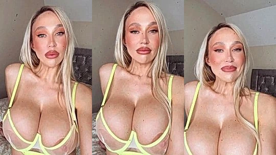 diry sexy hot model Sophie Reade play with her rmassive big boobs on video, leaked solo sextape