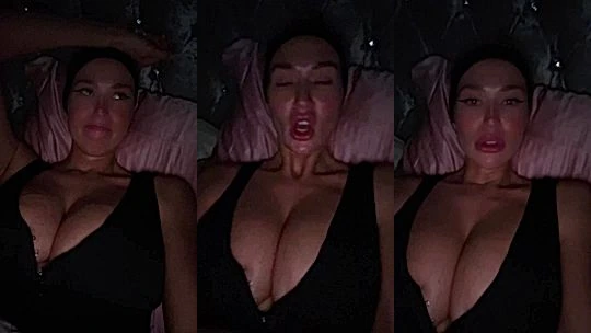 busty model Sophie Reade in her bed playing with her sexy soft body before bed, she wants you to see her nice tits