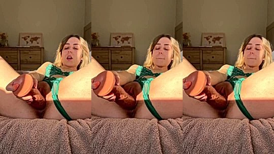 pink pussy babe MaddiexMyles fuck big dildo nonstop till she squirts hard leaked onlyfans video